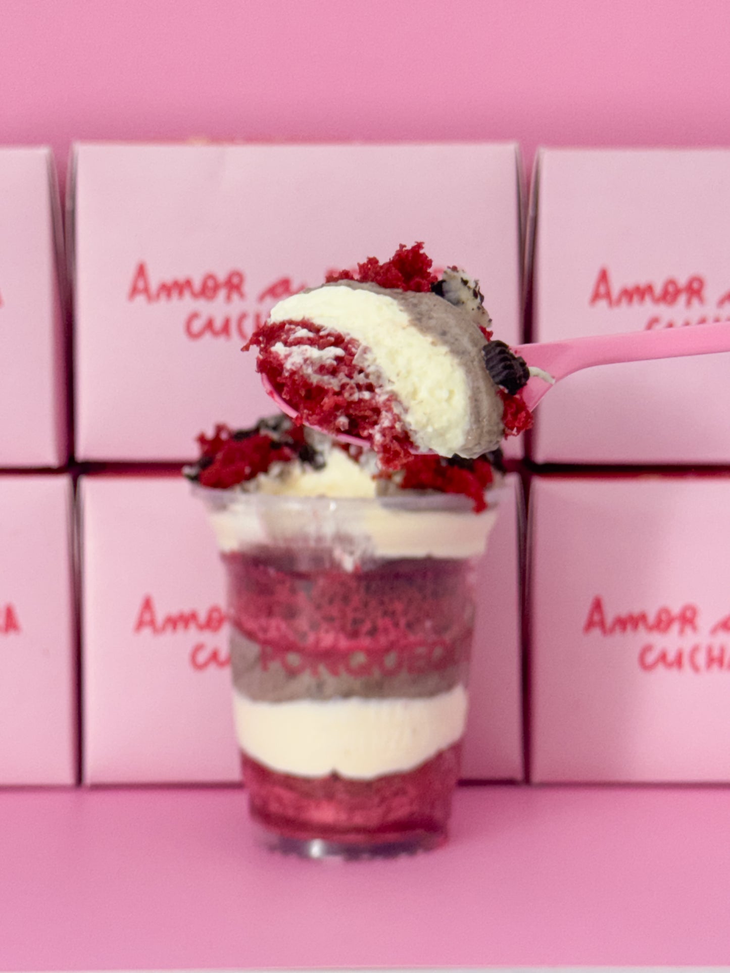 Cuchareable de velvet cheesecake oreo